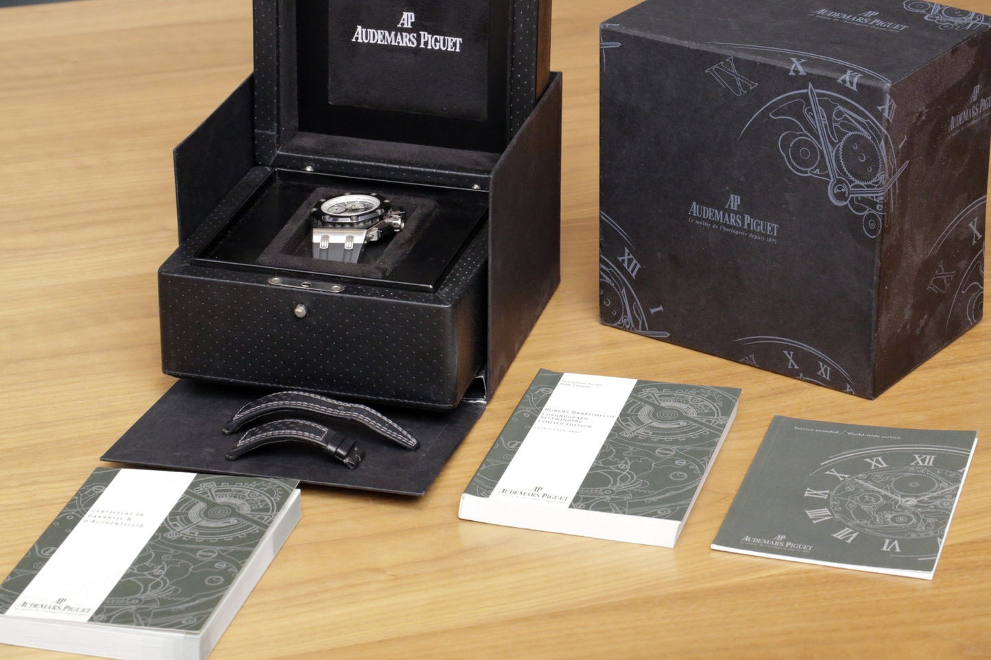 Royal Oak Offshore Rubens Barrichello II 26078IO