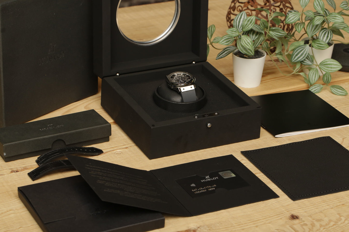 Hublot Classic  Moonphase