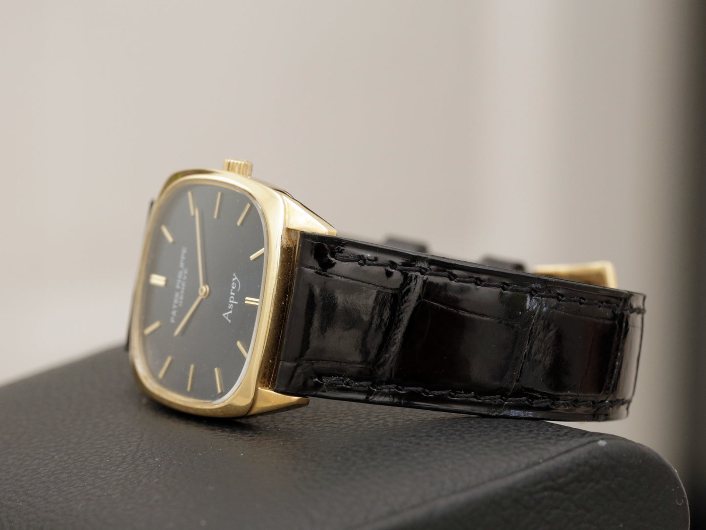 Patek Philippe Golden Ellipse 3566 'Asprey'