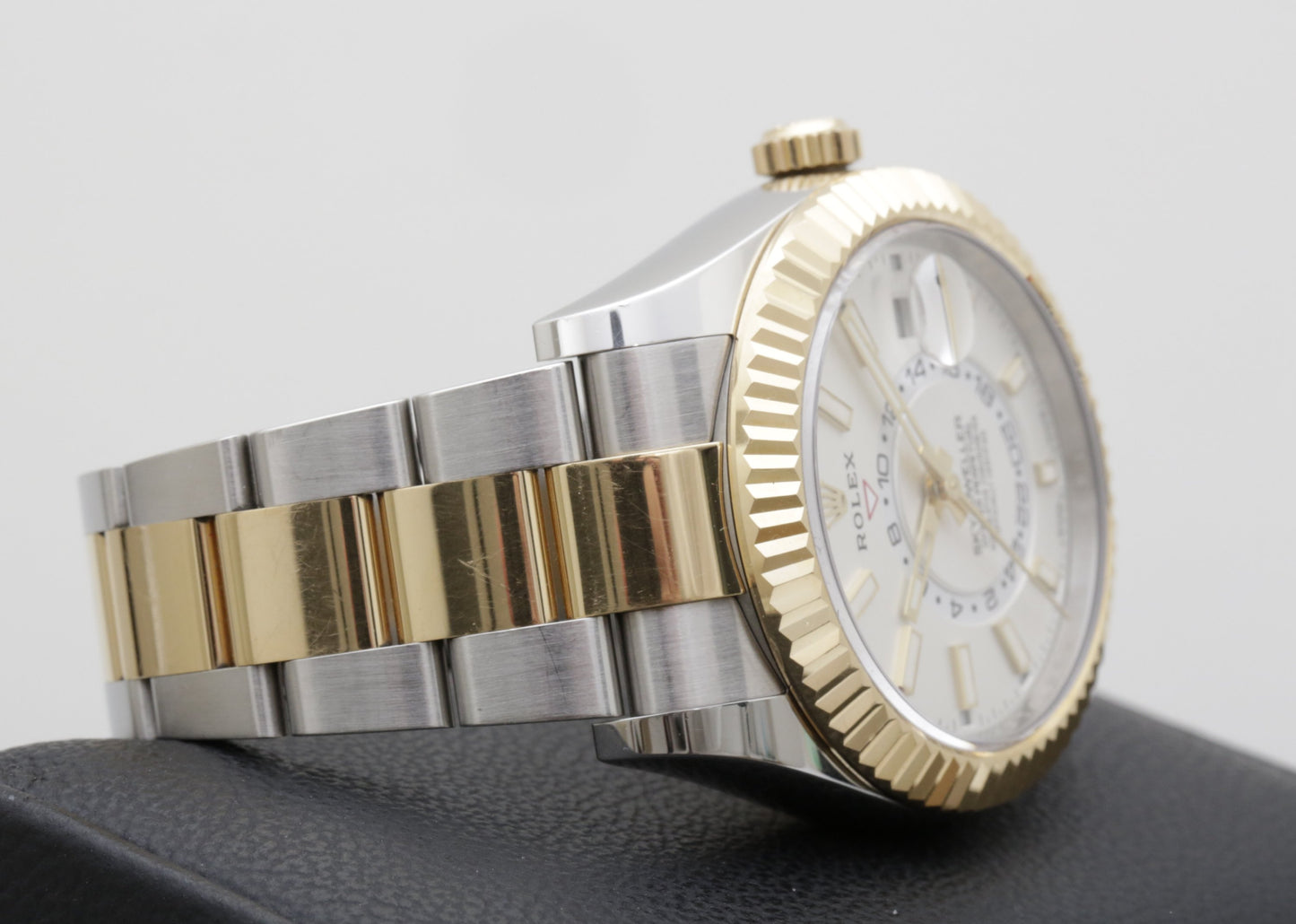 Rolex Sky-Dweller 326933