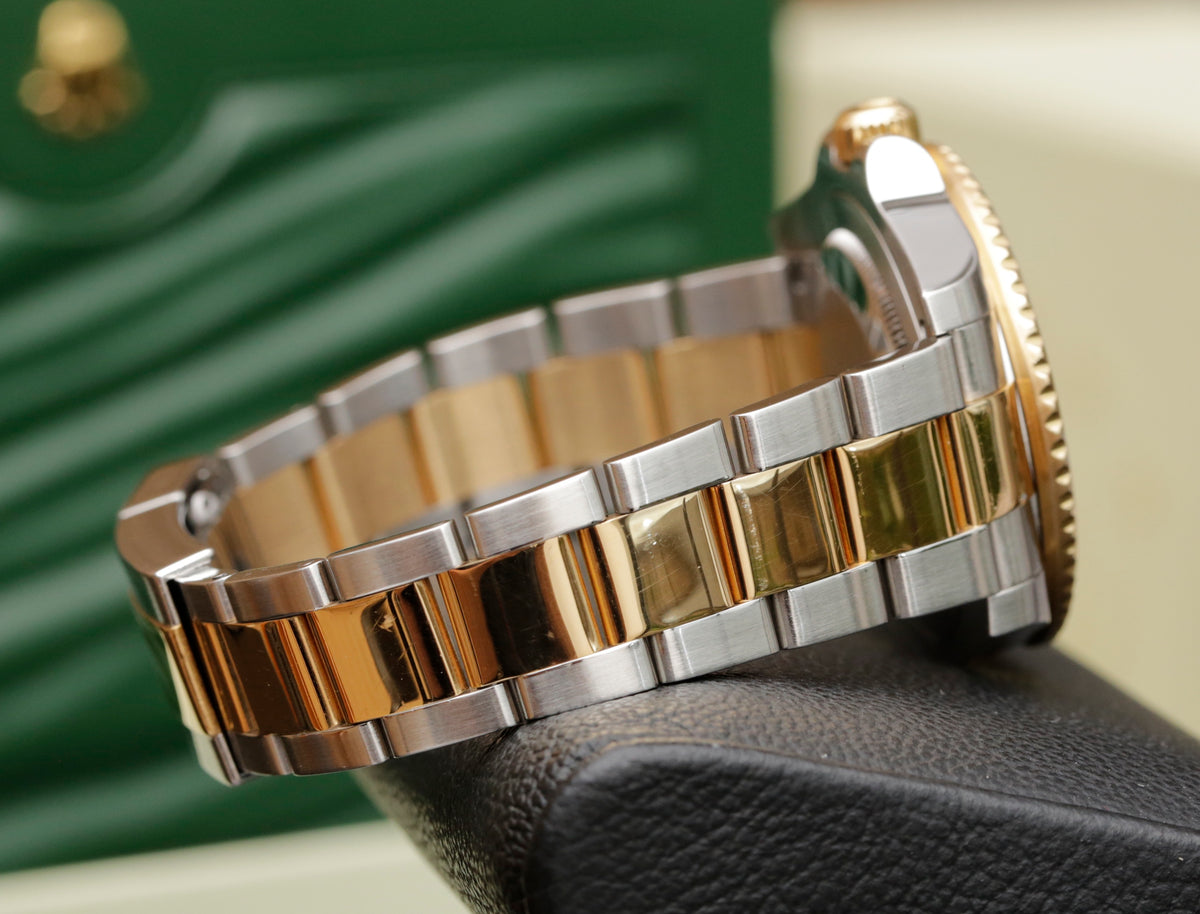 Rolex GMT-Master II 116713LN